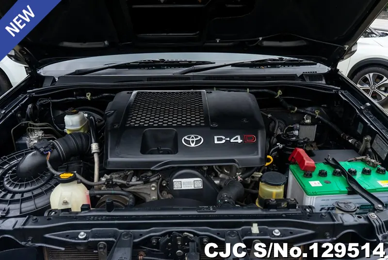 2014 Toyota / Fortuner Stock No. 129514