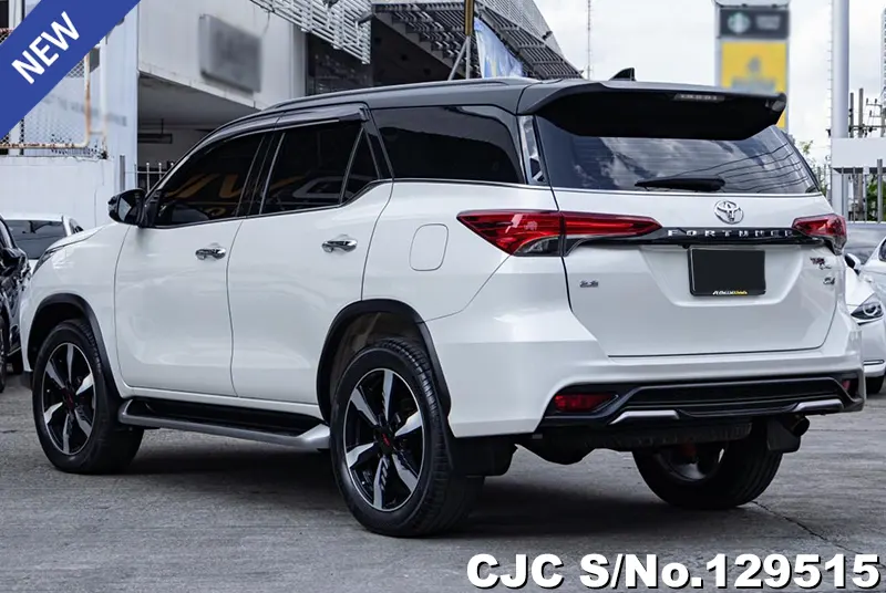 2019 Toyota / Fortuner Stock No. 129515