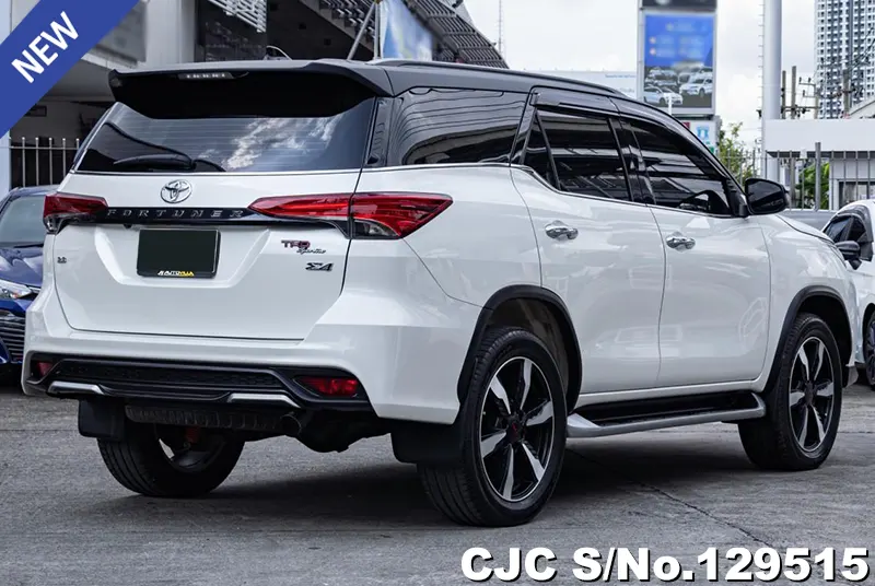 2019 Toyota / Fortuner Stock No. 129515