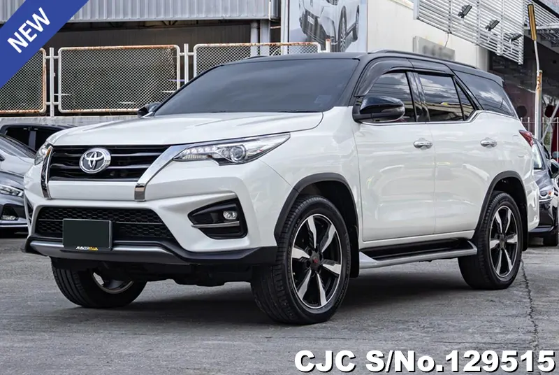 2019 Toyota / Fortuner Stock No. 129515