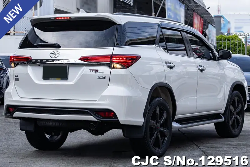 2018 Toyota / Fortuner Stock No. 129516
