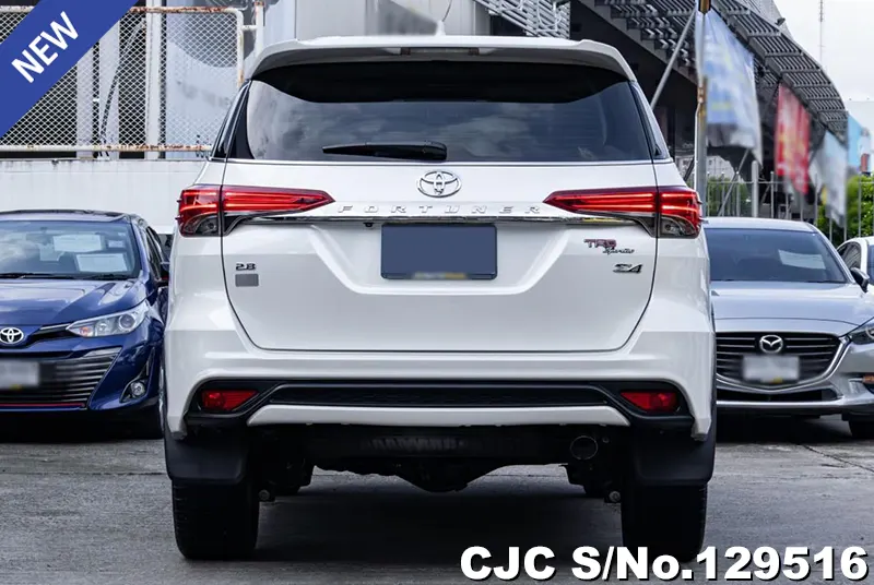 2018 Toyota / Fortuner Stock No. 129516