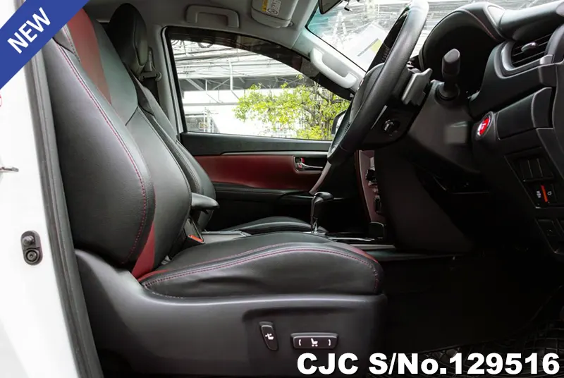 2018 Toyota / Fortuner Stock No. 129516