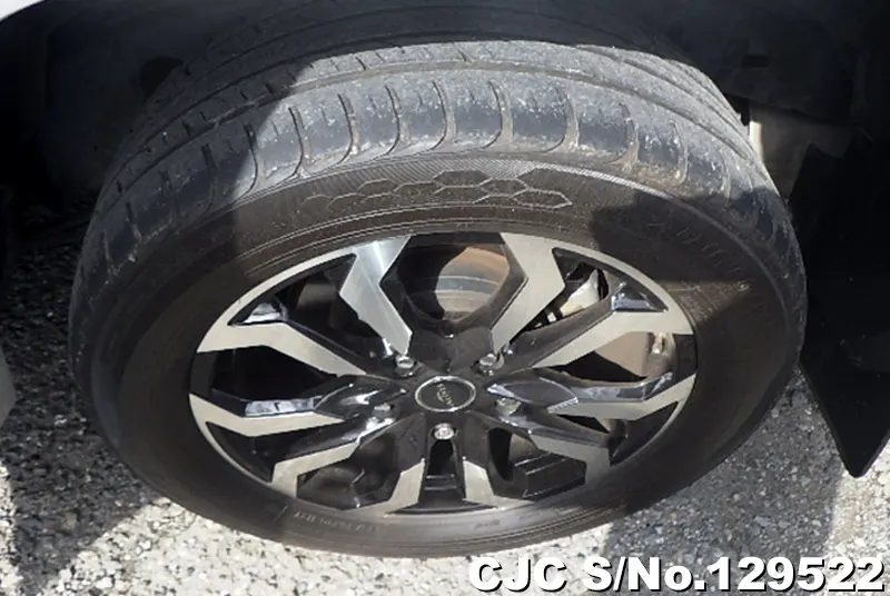 2020 Toyota / Land Cruiser Stock No. 129522