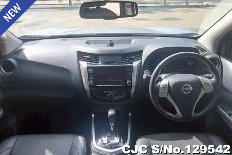 2020 Nissan / Navara Stock No. 129542