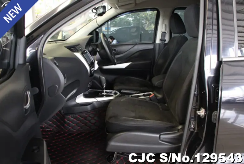 2019 Nissan / Navara Stock No. 129543