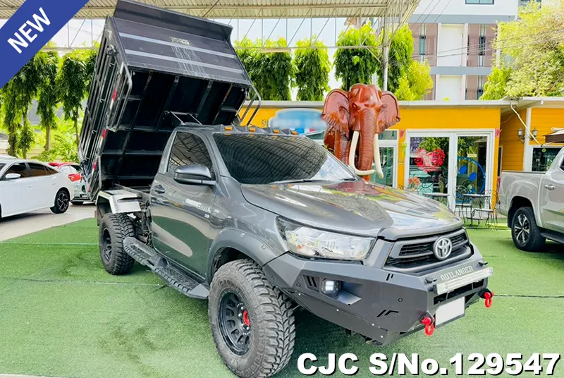 2025 Toyota / Hilux / Revo Stock No. 129547