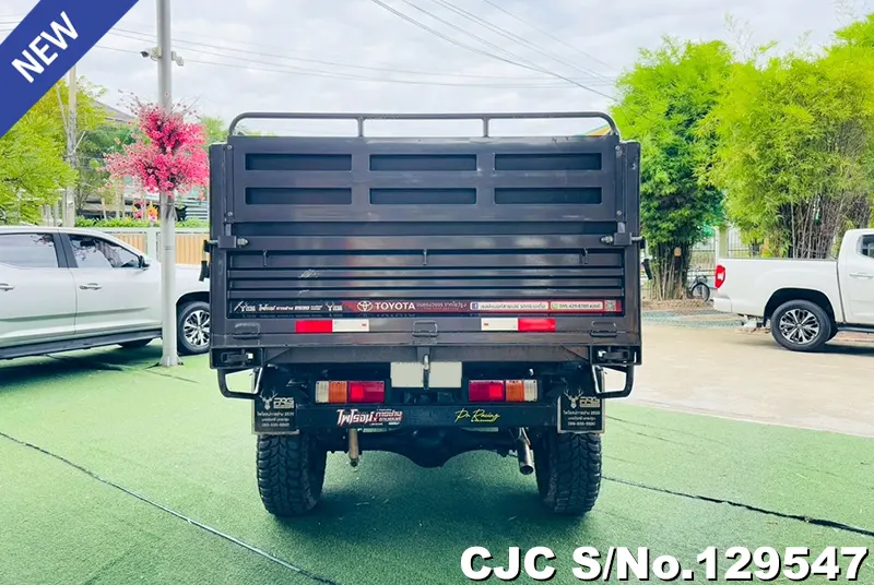 2025 Toyota / Hilux / Revo Stock No. 129547