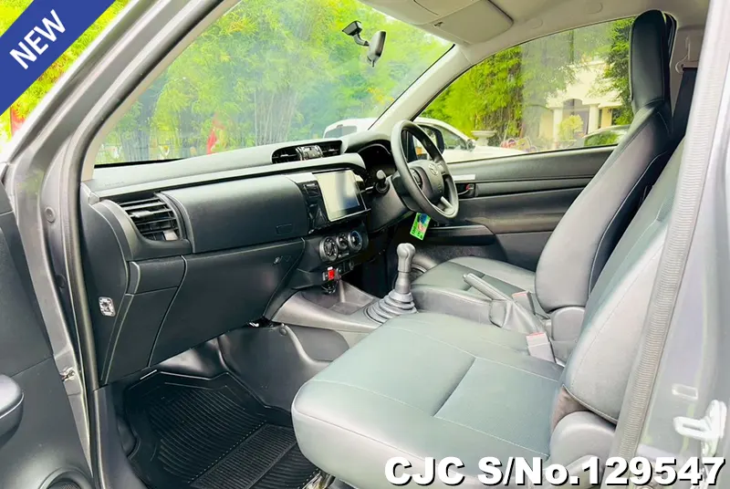 2025 Toyota / Hilux / Revo Stock No. 129547