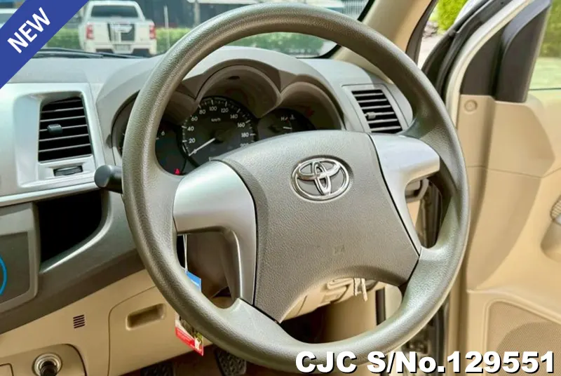 2013 Toyota / Hilux / Vigo Stock No. 129551