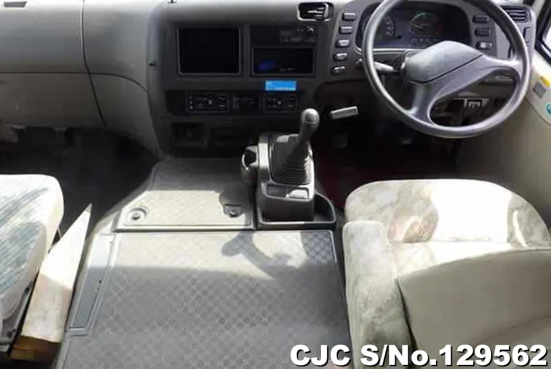 2004 Mitsubishi / Rosa Stock No. 129562