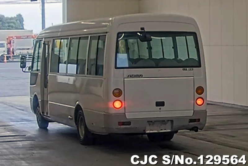 2005 Mitsubishi / Rosa Stock No. 129564