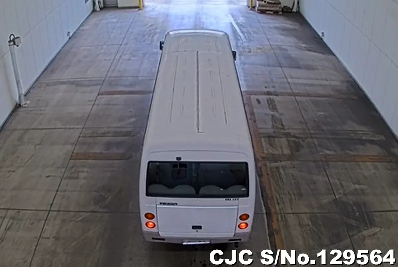 2005 Mitsubishi / Rosa Stock No. 129564