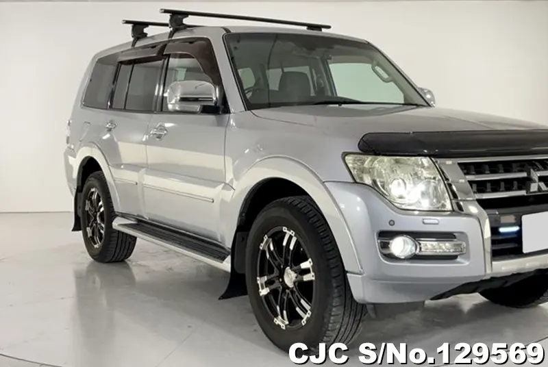 2015 Mitsubishi / Pajero Stock No. 129569