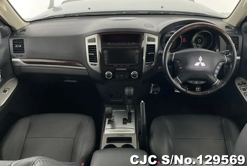 2015 Mitsubishi / Pajero Stock No. 129569