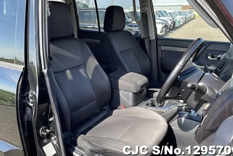 2012 Mitsubishi / Pajero Stock No. 129570