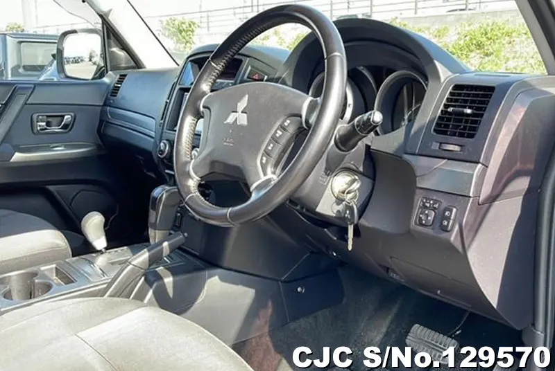 2012 Mitsubishi / Pajero Stock No. 129570