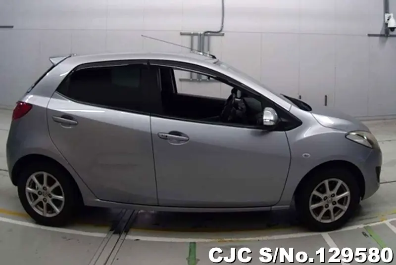 2011 Mazda / Demio Stock No. 129580
