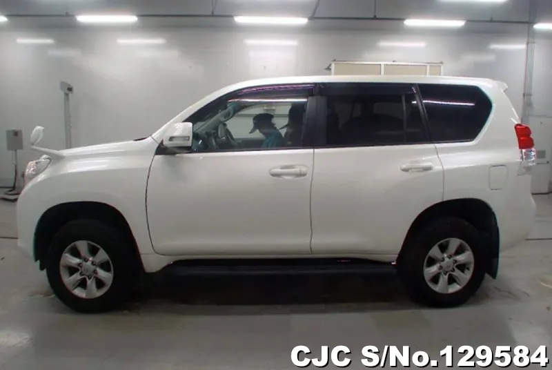 2013 Toyota / Land Cruiser Prado Stock No. 129584