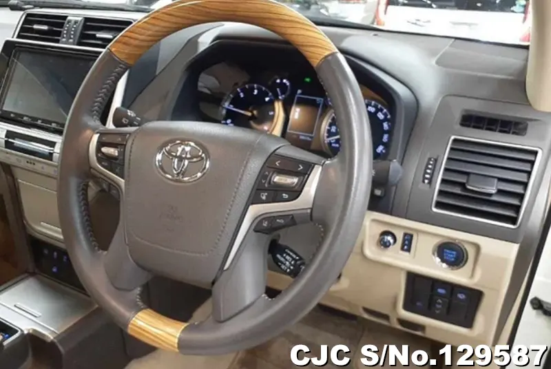 2022 Toyota / Land Cruiser Prado Stock No. 129587