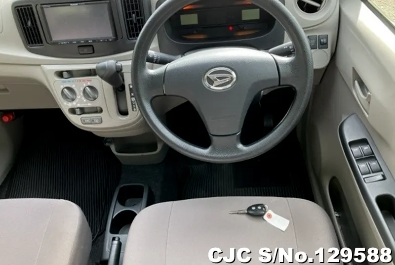 2016 Daihatsu / Mira Stock No. 129588