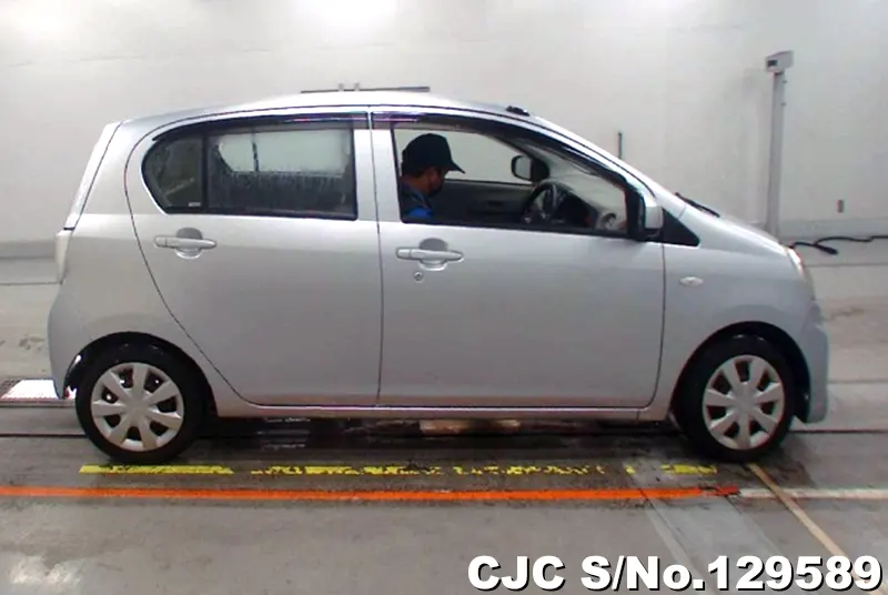 2016 Daihatsu / Mira Stock No. 129589