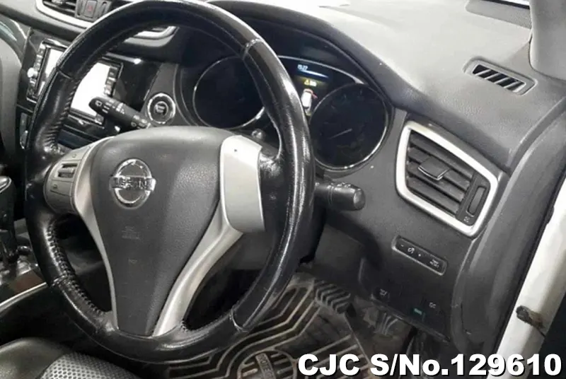 2015 Nissan / X-Trail Stock No. 129610