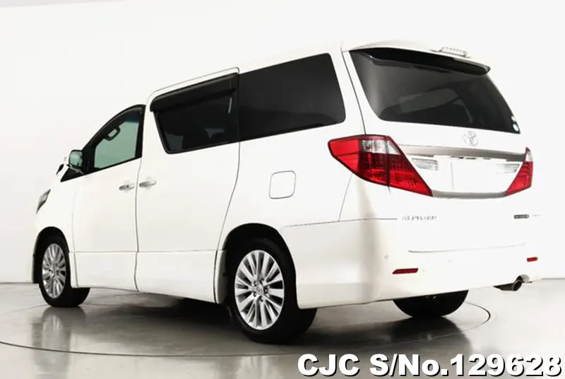 2015 Toyota / Alphard Stock No. 129628
