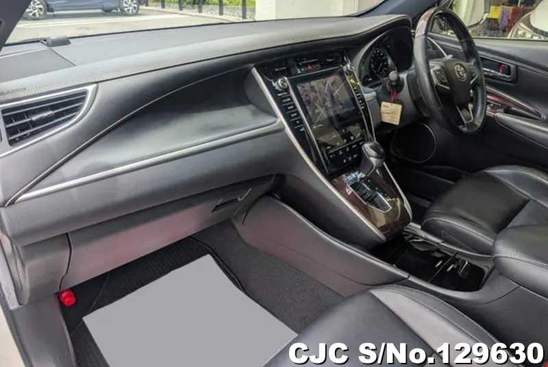 2014 Toyota / Harrier Stock No. 129630