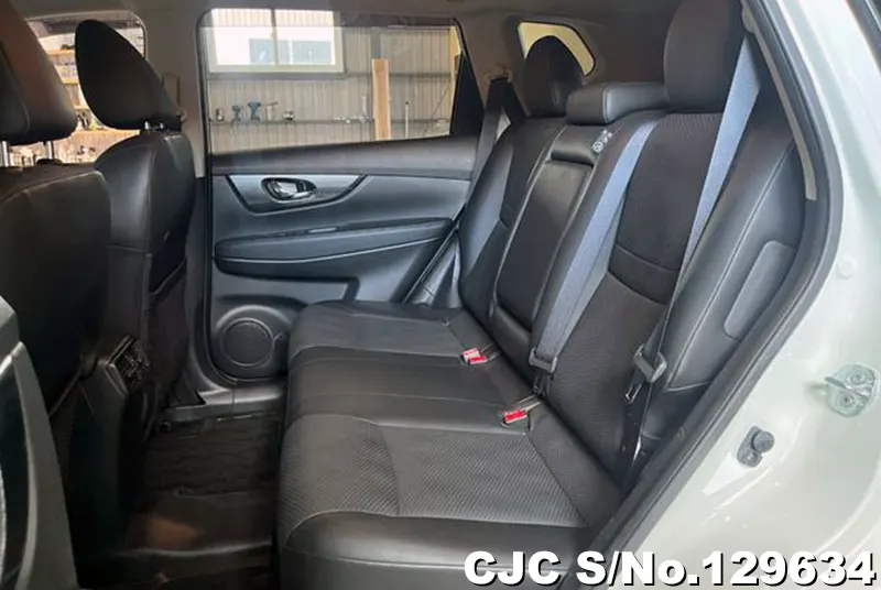 2017 Nissan / X-Trail Stock No. 129634