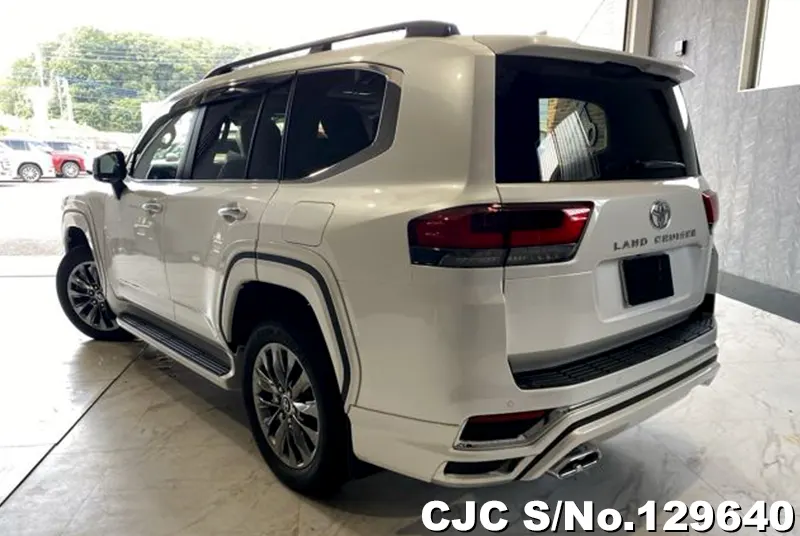 2024 Toyota / Land Cruiser Stock No. 129640