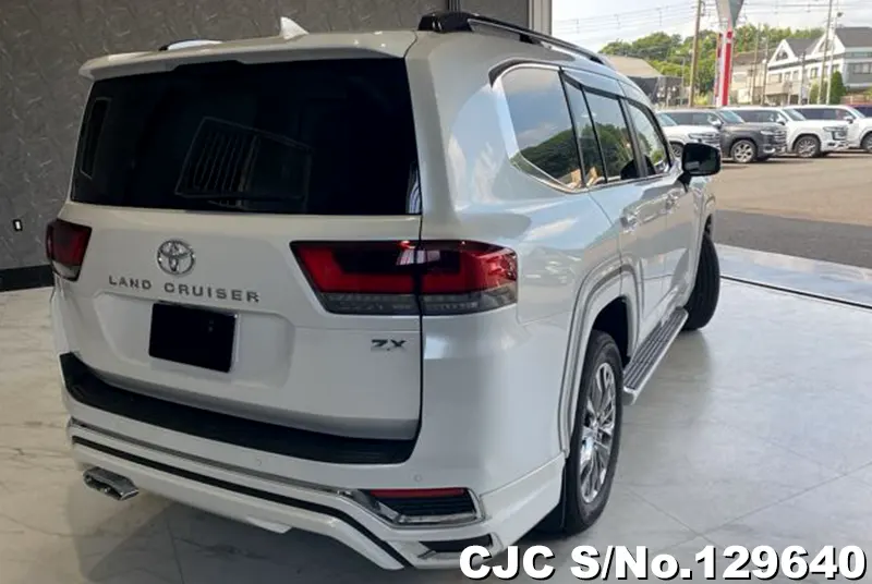 2024 Toyota / Land Cruiser Stock No. 129640