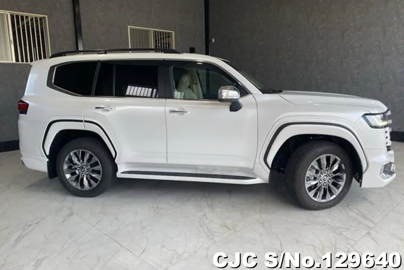 2024 Toyota / Land Cruiser Stock No. 129640