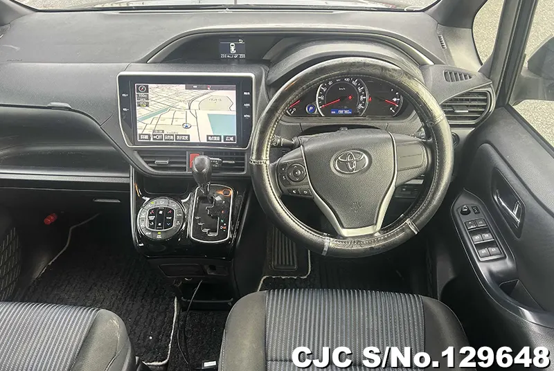 2016 Toyota / Voxy Stock No. 129648