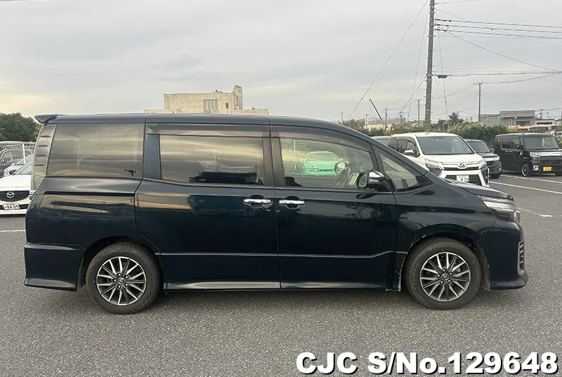 2016 Toyota / Voxy Stock No. 129648