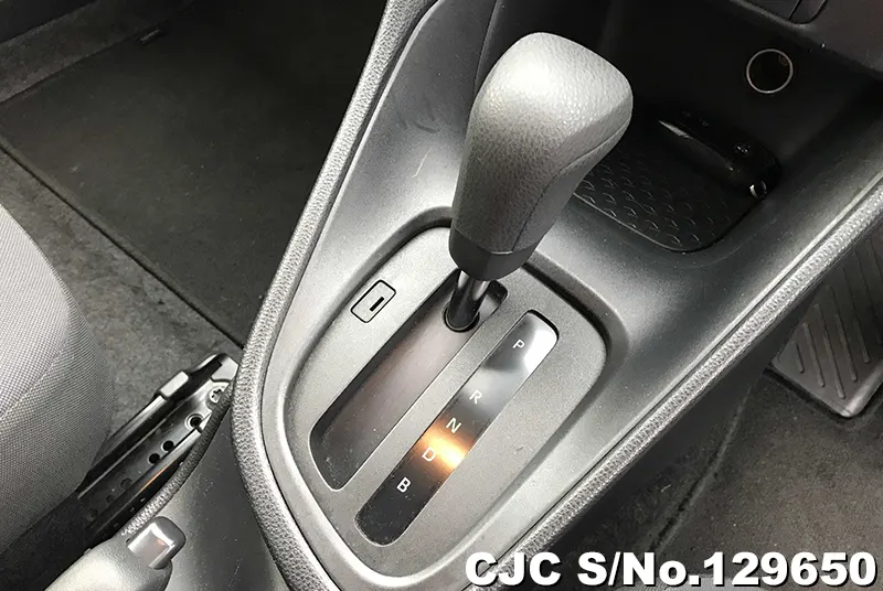 2020 Toyota / Yaris Stock No. 129650