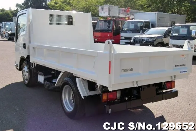 2025 Mazda / Titan Stock No. 129652