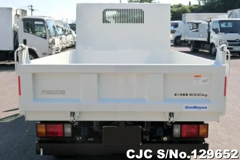 2025 Mazda / Titan Stock No. 129652