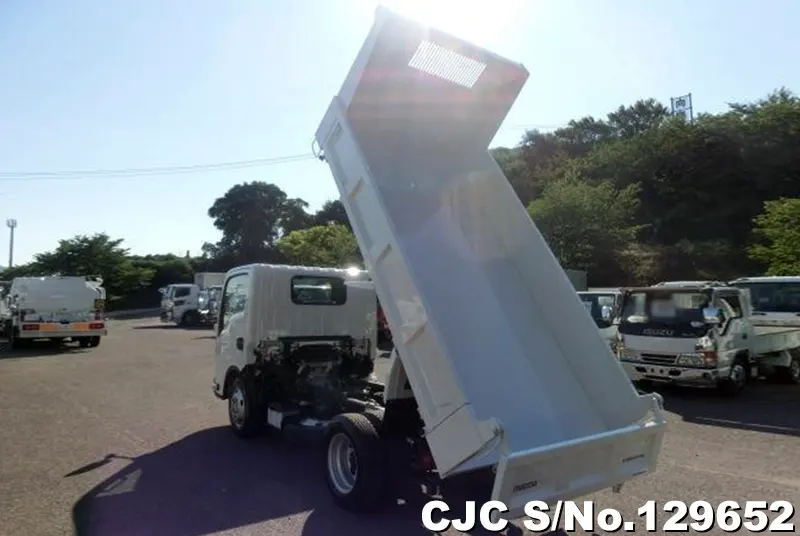 2025 Mazda / Titan Stock No. 129652