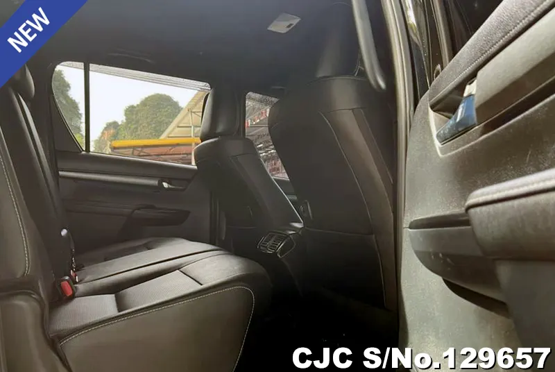 2022 Toyota / Hilux / Revo Stock No. 129657