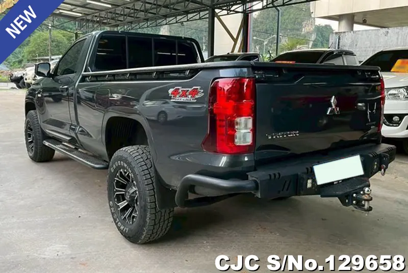 2023 Mitsubishi / Triton Stock No. 129658