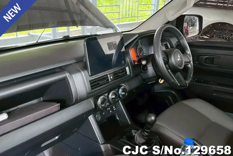 2023 Mitsubishi / Triton Stock No. 129658