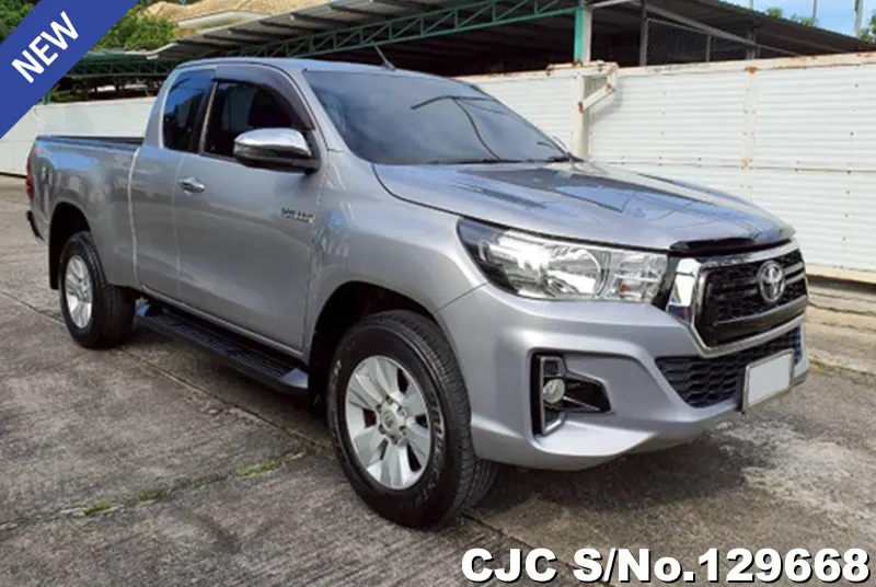 2019 Toyota / Hilux / Revo Stock No. 129668