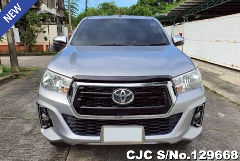 2019 Toyota / Hilux / Revo Stock No. 129668