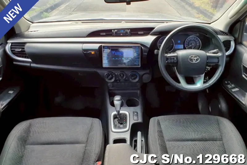 2019 Toyota / Hilux / Revo Stock No. 129668