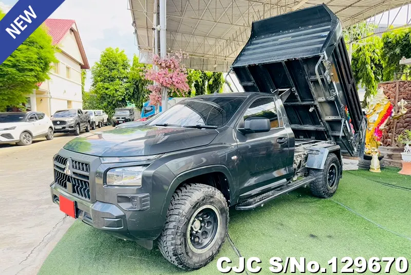 2025 Mitsubishi / Triton Stock No. 129670