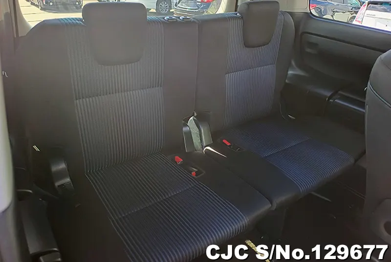 2015 Toyota / Voxy Stock No. 129677