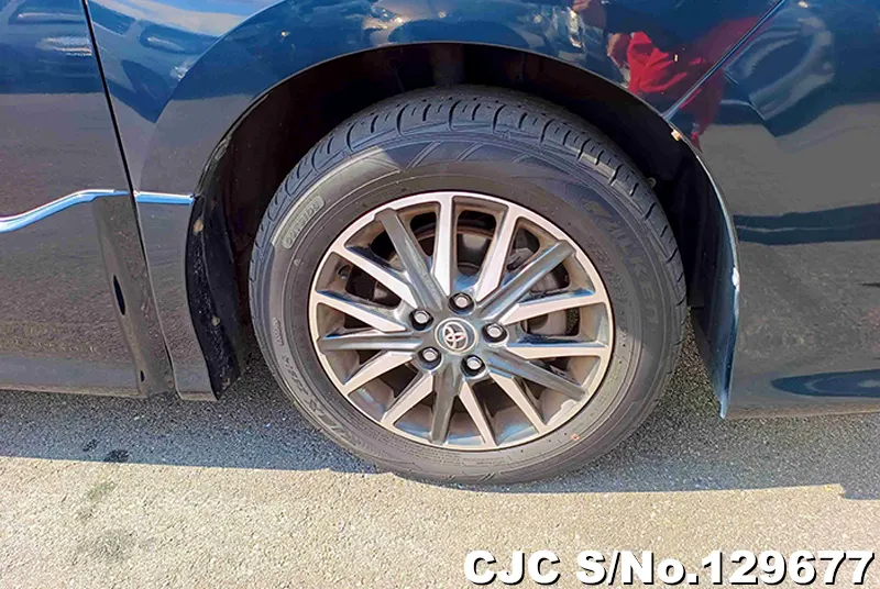 2015 Toyota / Voxy Stock No. 129677