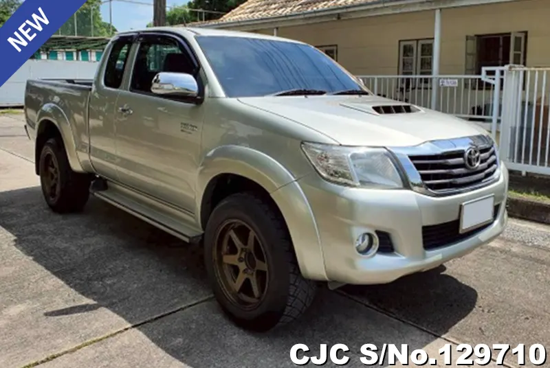 2014 Toyota / Hilux / Vigo Stock No. 129710