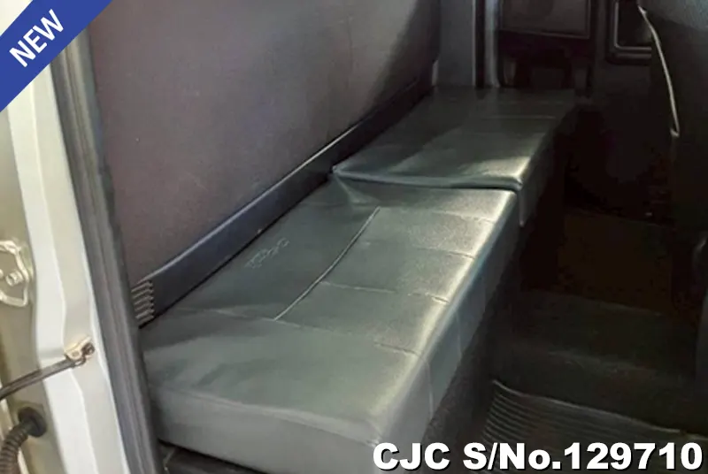 2014 Toyota / Hilux / Vigo Stock No. 129710